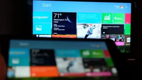 Hands-on Review: Microsoft Wireless Display Adapter